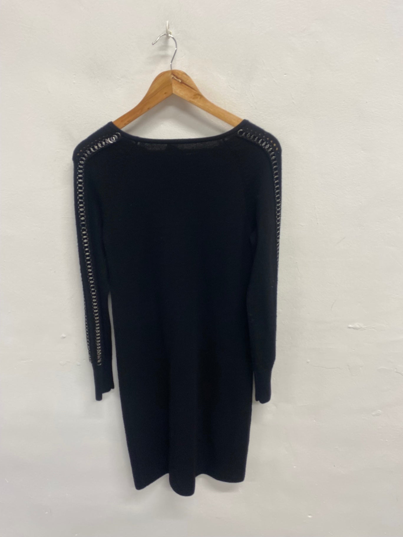 Fabulous Jaeger Knitted Dress UK 8 Black chain shoulder SA514