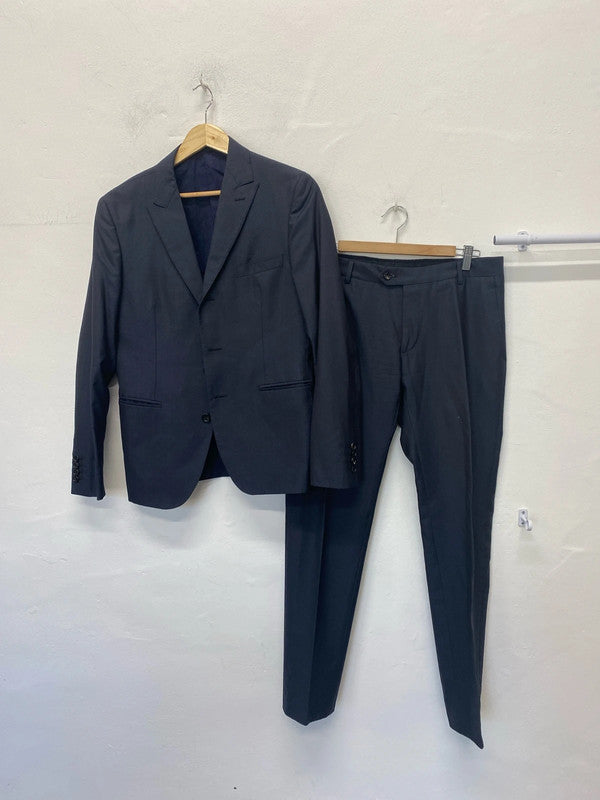 Fabulous Tonello Navy Blue 2pc suit 38” chest 32”inside leg 32.5W HR003