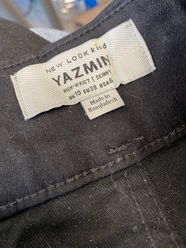 Fabulous Duo of jeans & cargos from New Look Uk8 black JM008