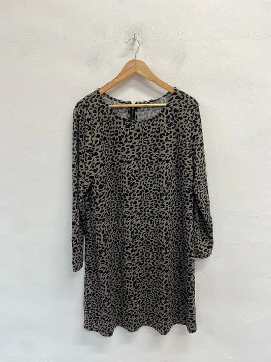 Fabulous Z by Z sand animal soft tunic knit top Uk16/20 CR002