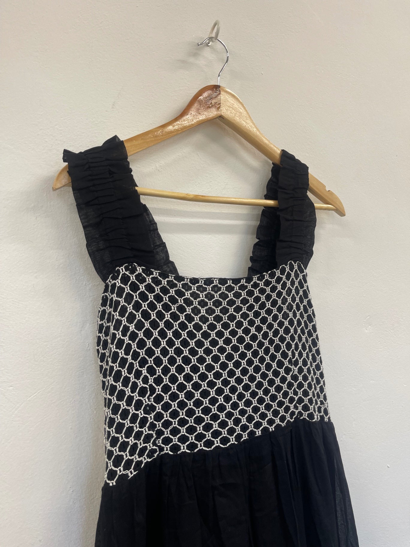 Fabulous Next boho tiered summer Dress UK18 Black & white RM531