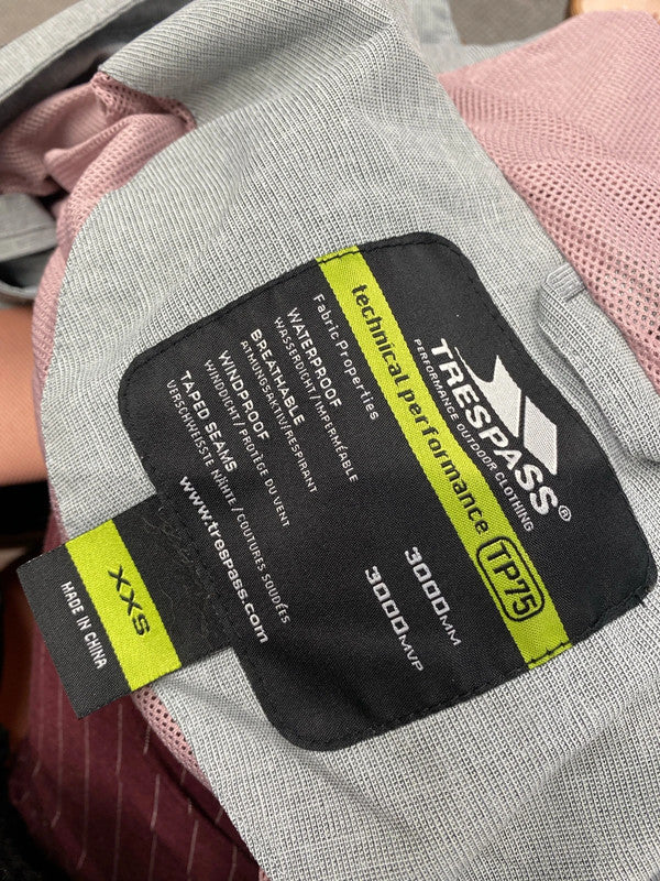 Lovely trespass grey windbreaker jacket waterproof uk XXS JS004