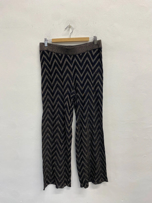 Stunning only black gold metallic thread zig zag wide leg UK XL LB001