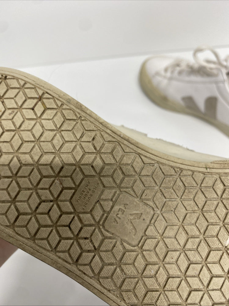Lovely Veja Campo White Trainers UK 6 CJ001