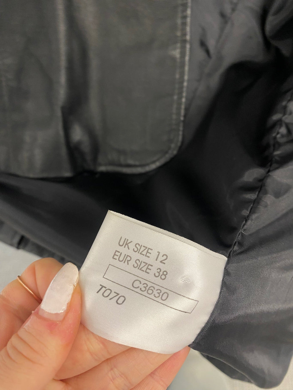 Stunning vintage Modern classic Leather Jacket UK 12 Black KR559