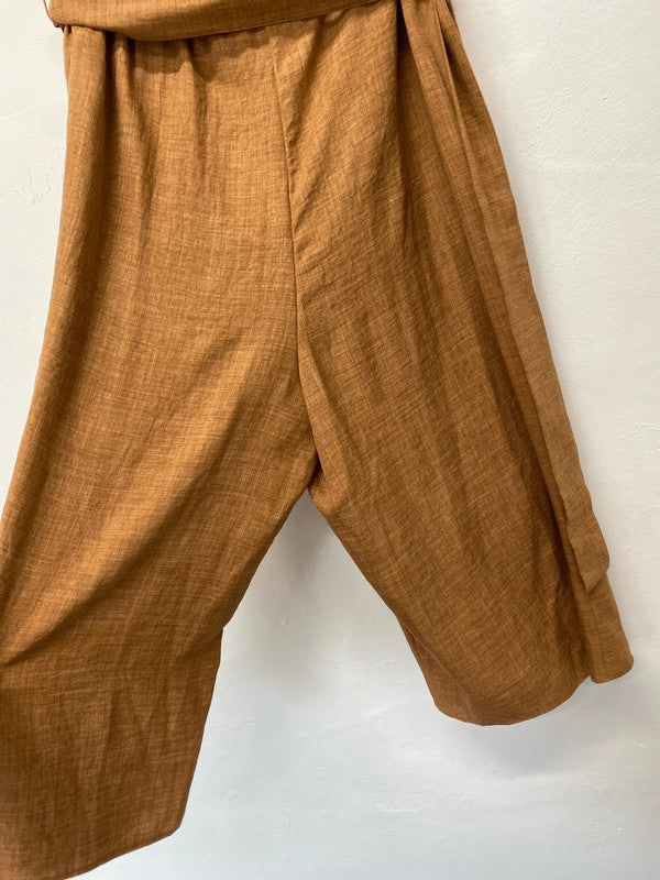 Lovely George brown cropped belted trousers UK 20 NC001