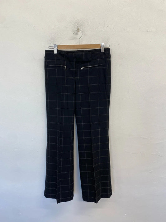 Lovely oasis checked black white trousers UK 8 AG005