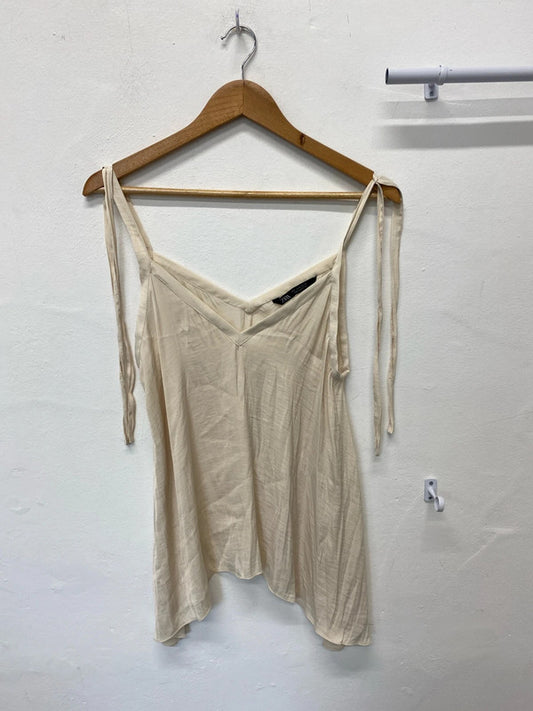 Fabulous soft Cream delicate camisole top tie shoulders UkM JM004