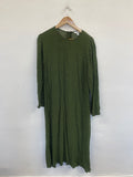 Fabulous M&S round neck geometric Dress UK20 Green RM531