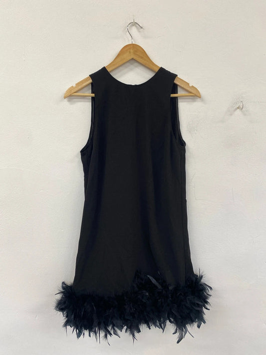 Stunning river island black dress with a beautiful feather edge uk 8 KM004