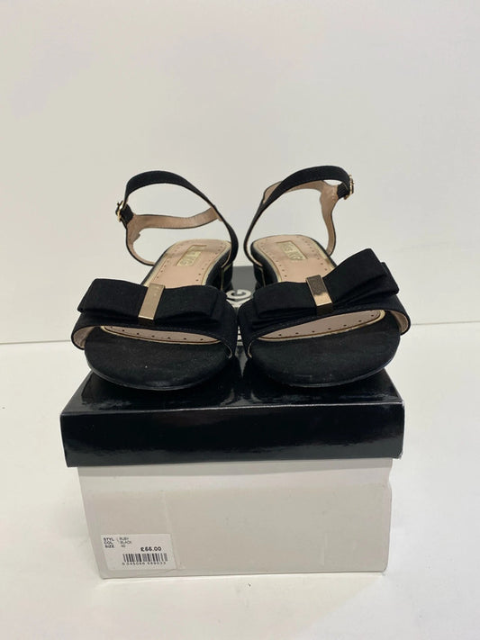 Fabulous Black Sandals with gold details events or parties Uk7 IM001