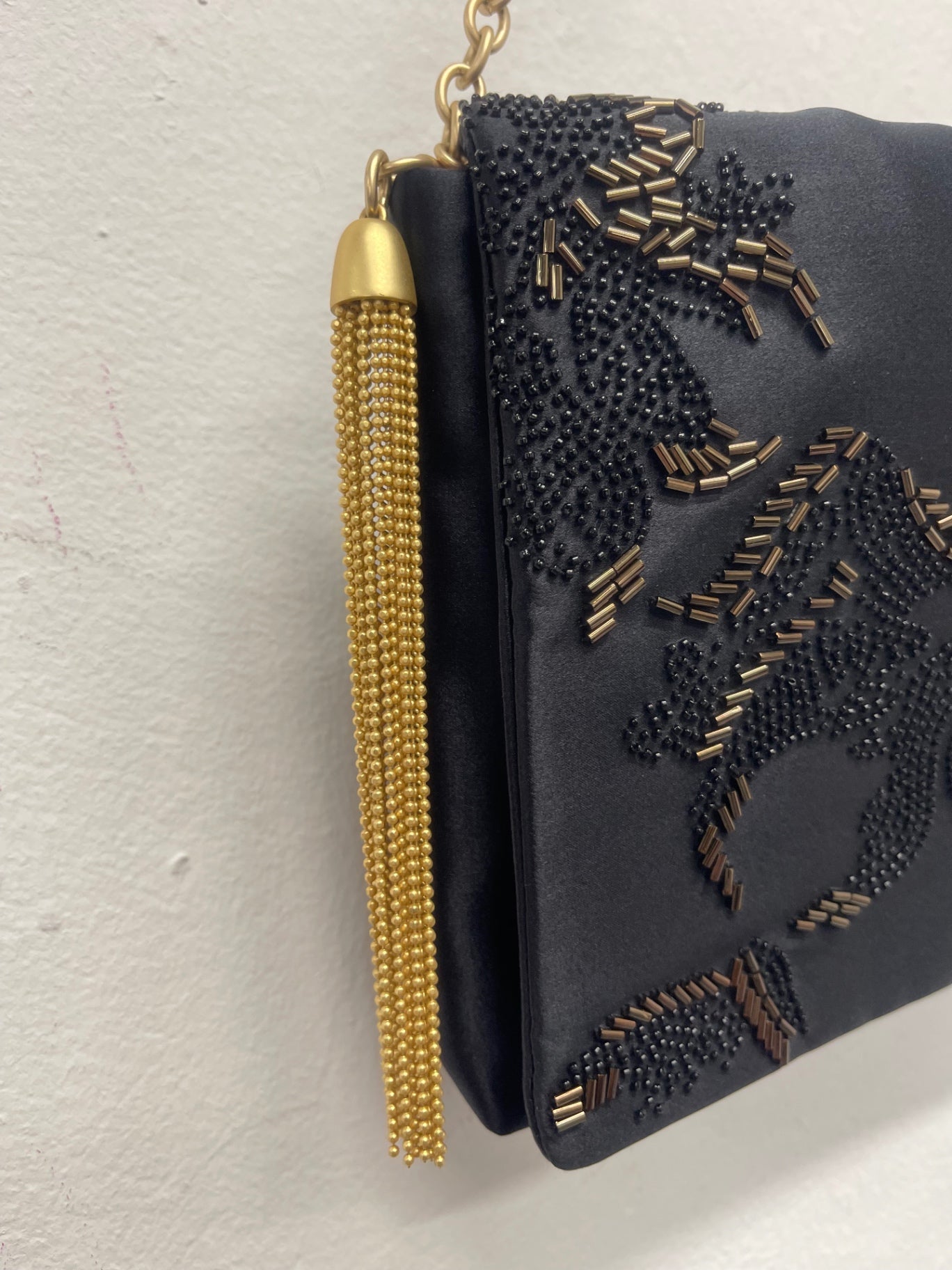 Stunning Shanghai Tang Handbag evening ornate Black & Gold Pure Silk FM547
