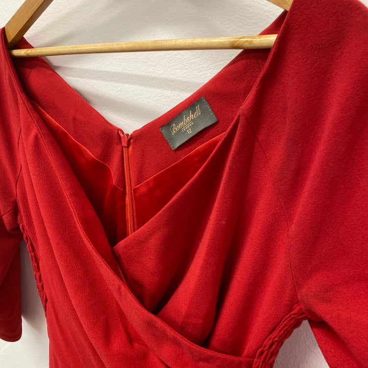 Fabulous Bombshell London confidence dress sultry red Uk12 TC002