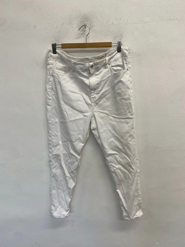 White Jeans M
