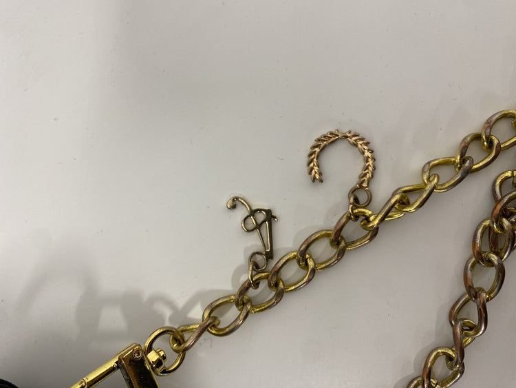 Fred Perry Amy Winehouse Black Gold Charm Chain Bag One Size LB002