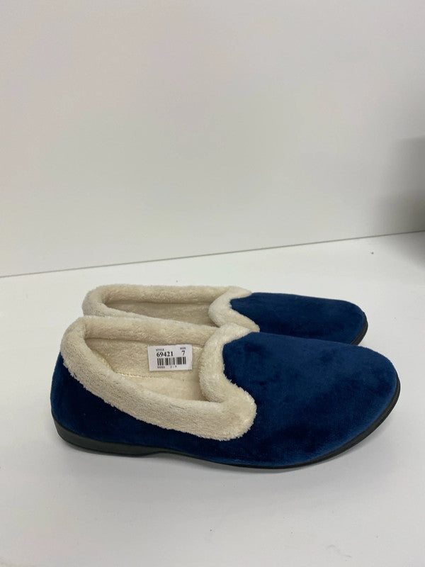 Fabulous cosy warm navy fluffy slippers Uk7 new JW002