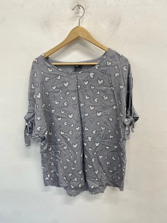 Gorgeous love izabel London grey heart top UK M MM005