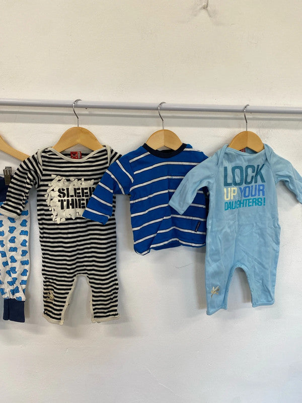 Fun and adorable Boys bundle Polarn O.Pyret No Added Sugar #5 age 4-6 months JP001