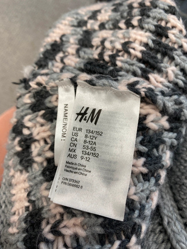 Lovely H&M kids grey Aztec shawl poncho knit tassel age 8-12yr MS002