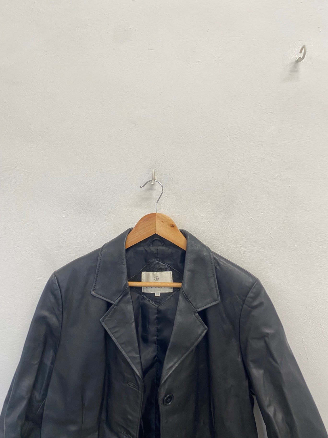 Stunning vintage Modern classic Leather Jacket UK 12 Black KR559