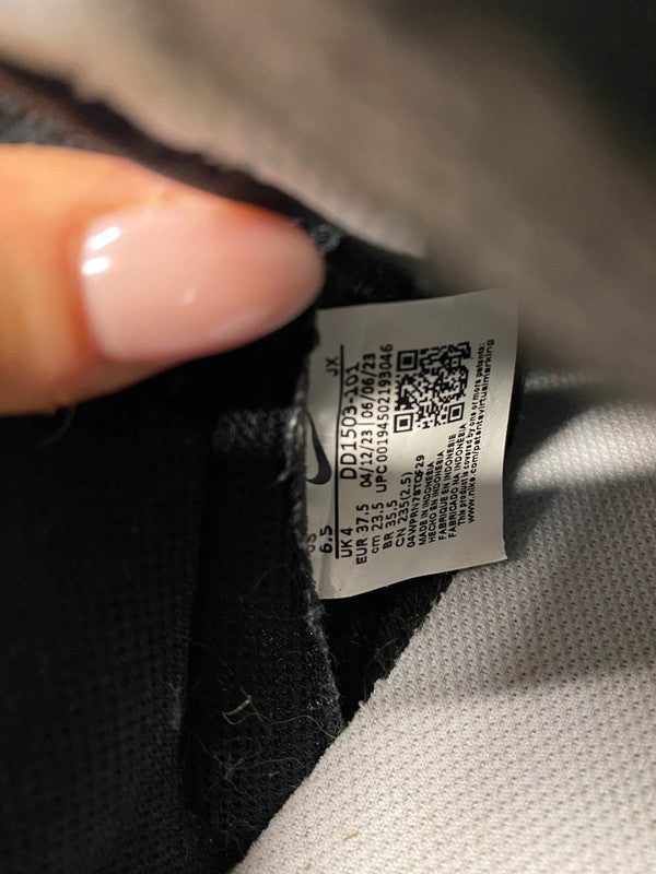 Lovely Nike dunk pandas low black white UK 4 YTH01