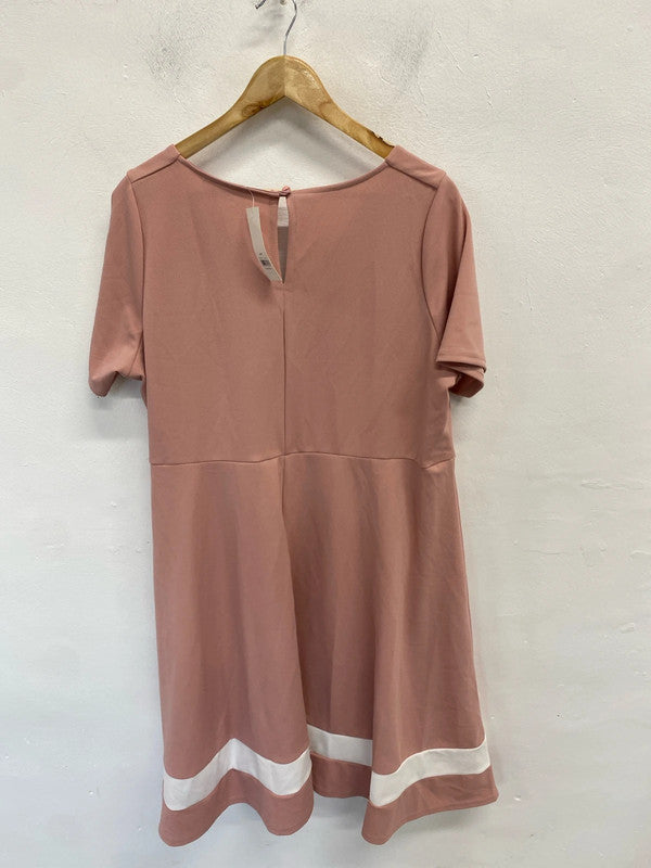 Gorgeous love yours pink skater skirt midi UK 22 RG021