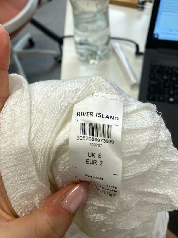 Lovely river island white beach cover with gold pattern back UK S KM004