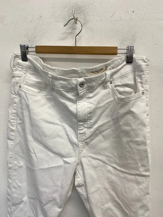 Lovely m&s the Ivy white skinny jeans UK 18 KN002