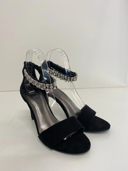 Fabulous M&S Insolia ankle strap embellished sandals Parties or events Uk4 GW001