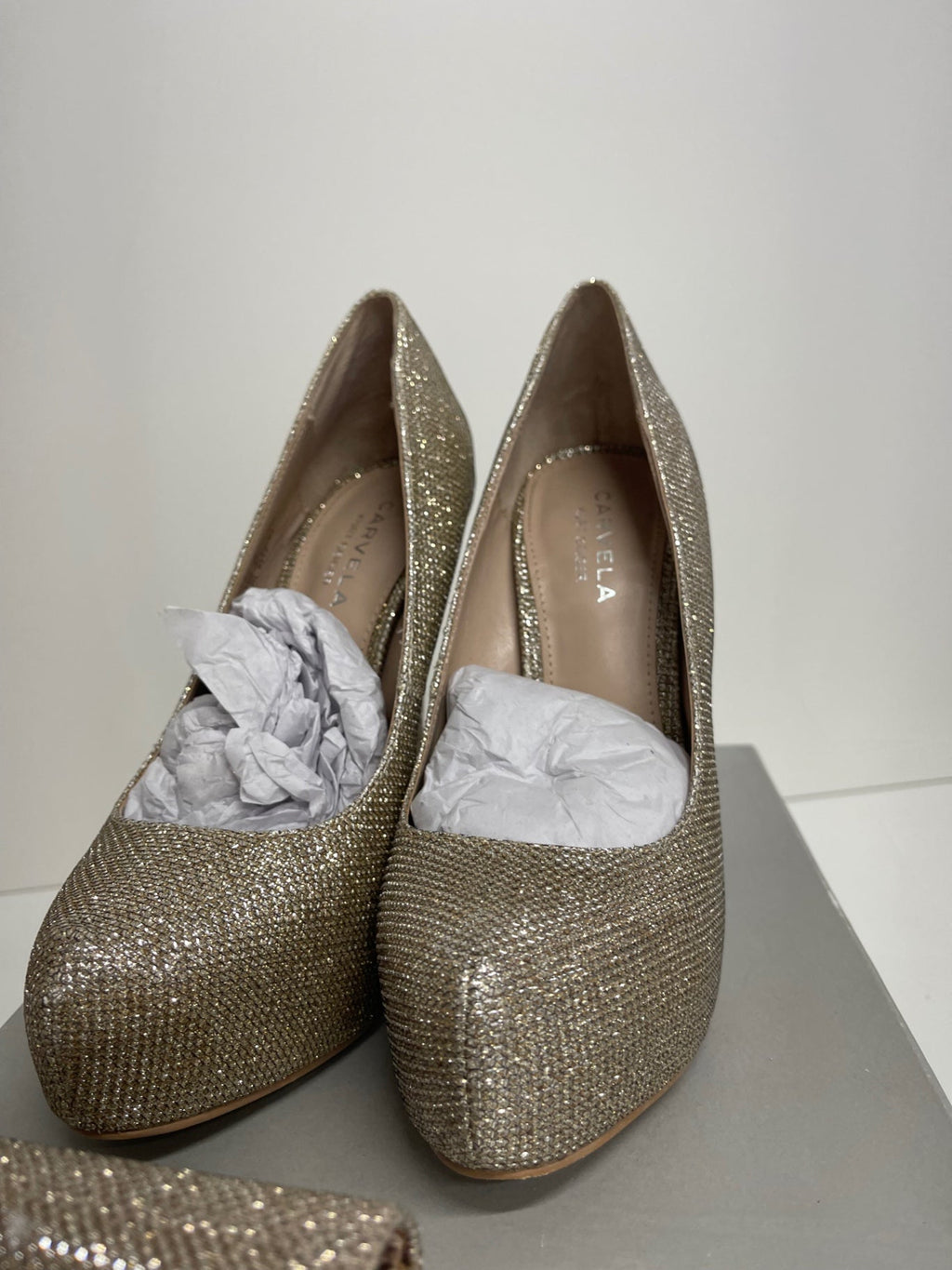 Stunning Carvela Kaci glitter  Heels & clutch bag  UK5 Bronze PP546