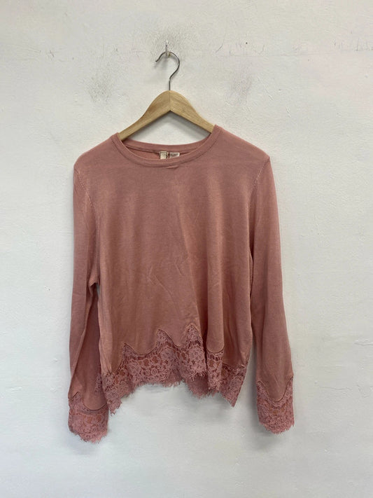 Lovely H&M pink lace hem jumper UK XL KM003