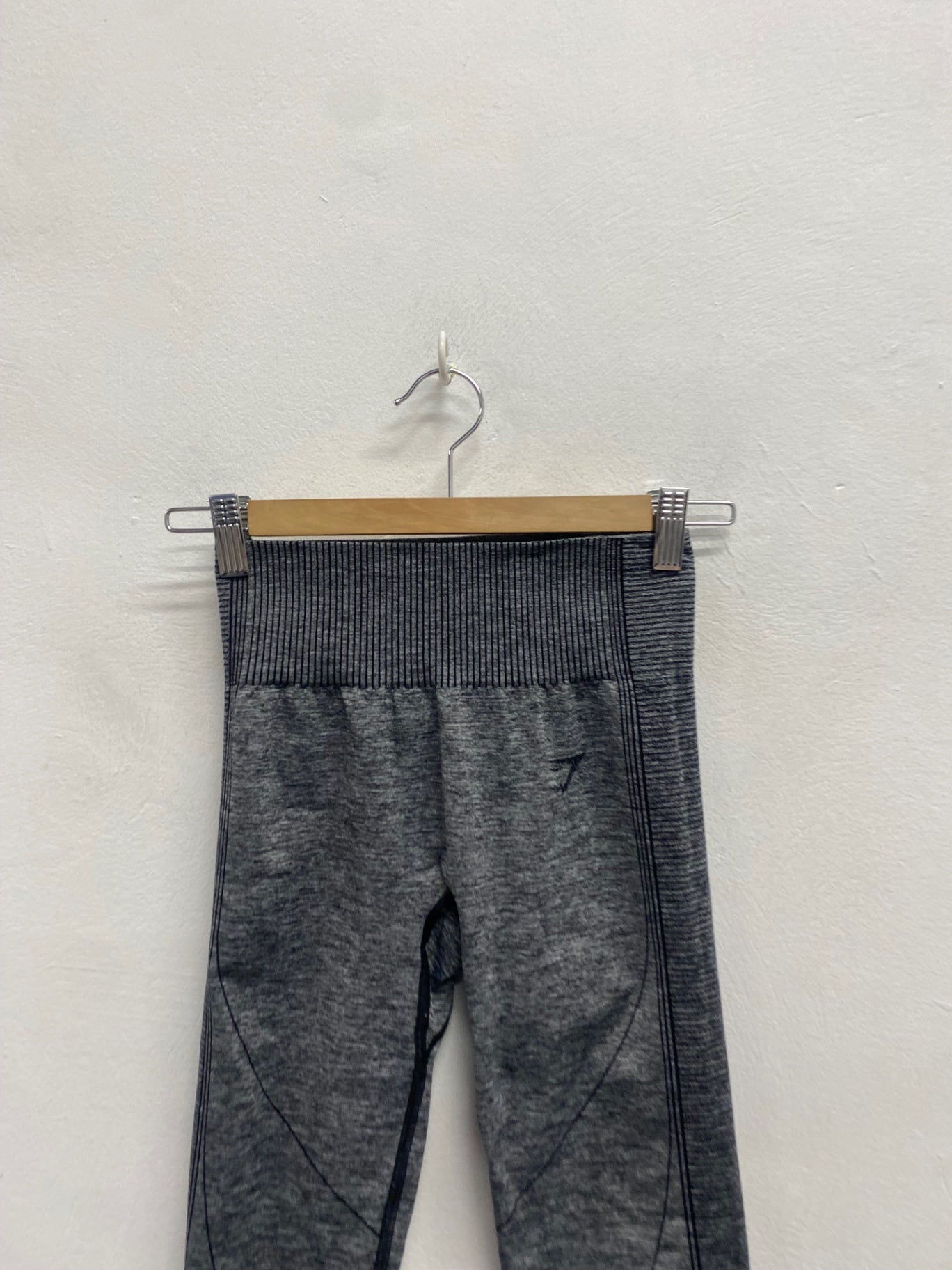 Fabulous Gymshark Leggings UK 8 Grey marl seamless 7/8 SA514