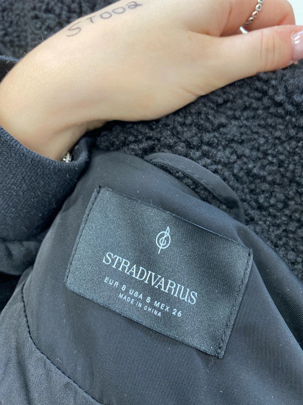Stunning Stradivarius Teddy black zip up crop jacket UK S ZM001