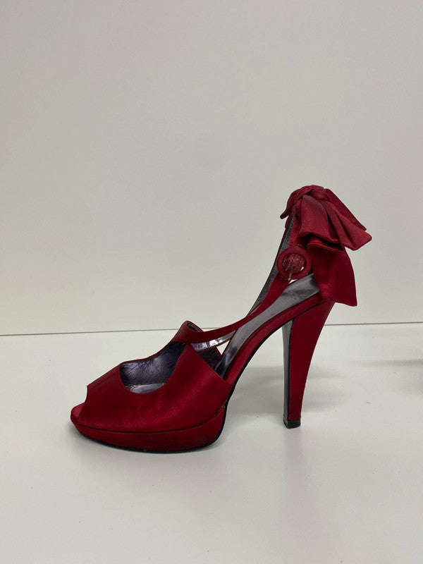 Carvela Elegant Red Satin Bow Detail Heels UK 5 AE001