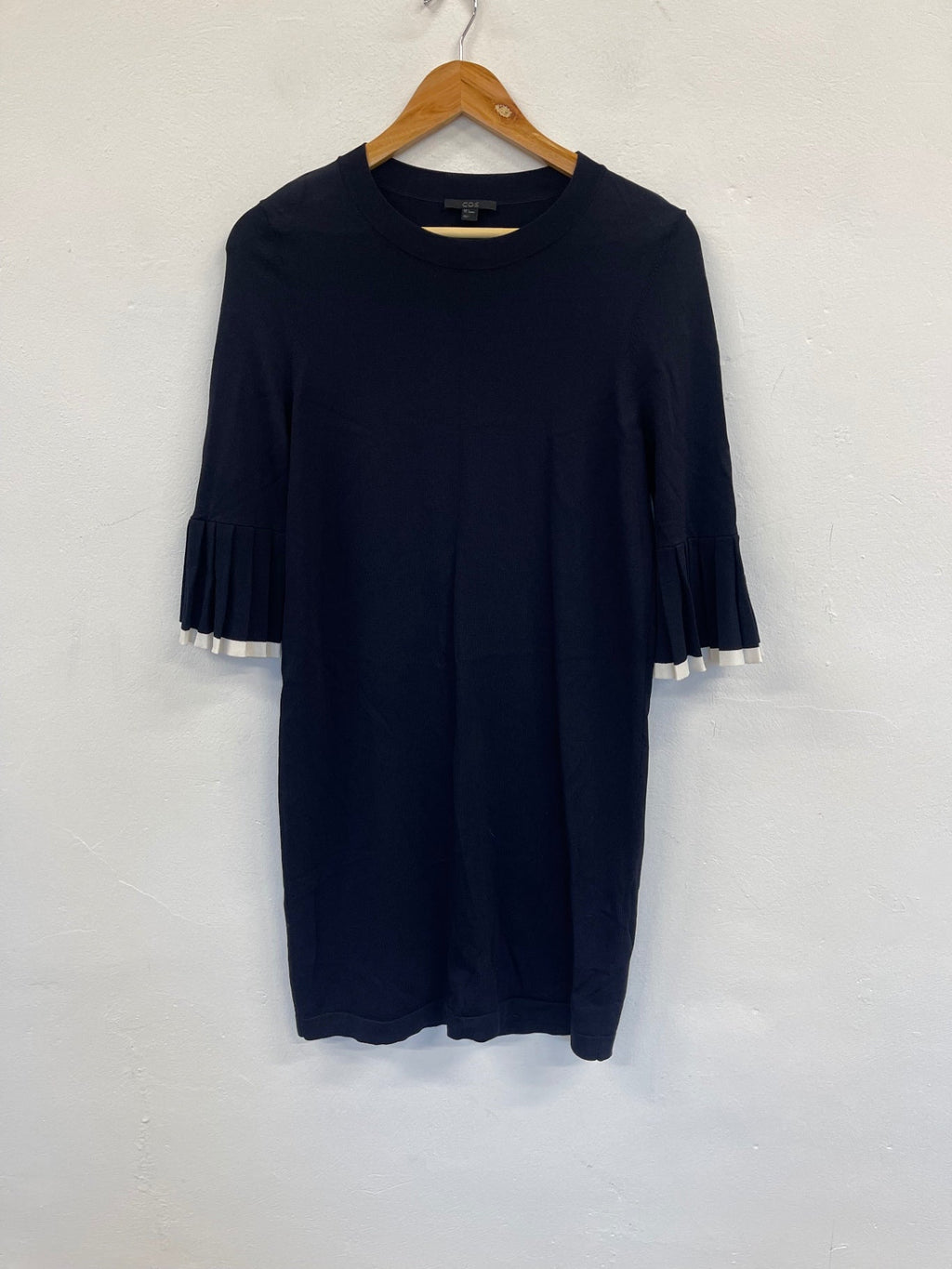 Fabulous COS Fine knit Bell sleeve Dress UKS Navy White trim SA514