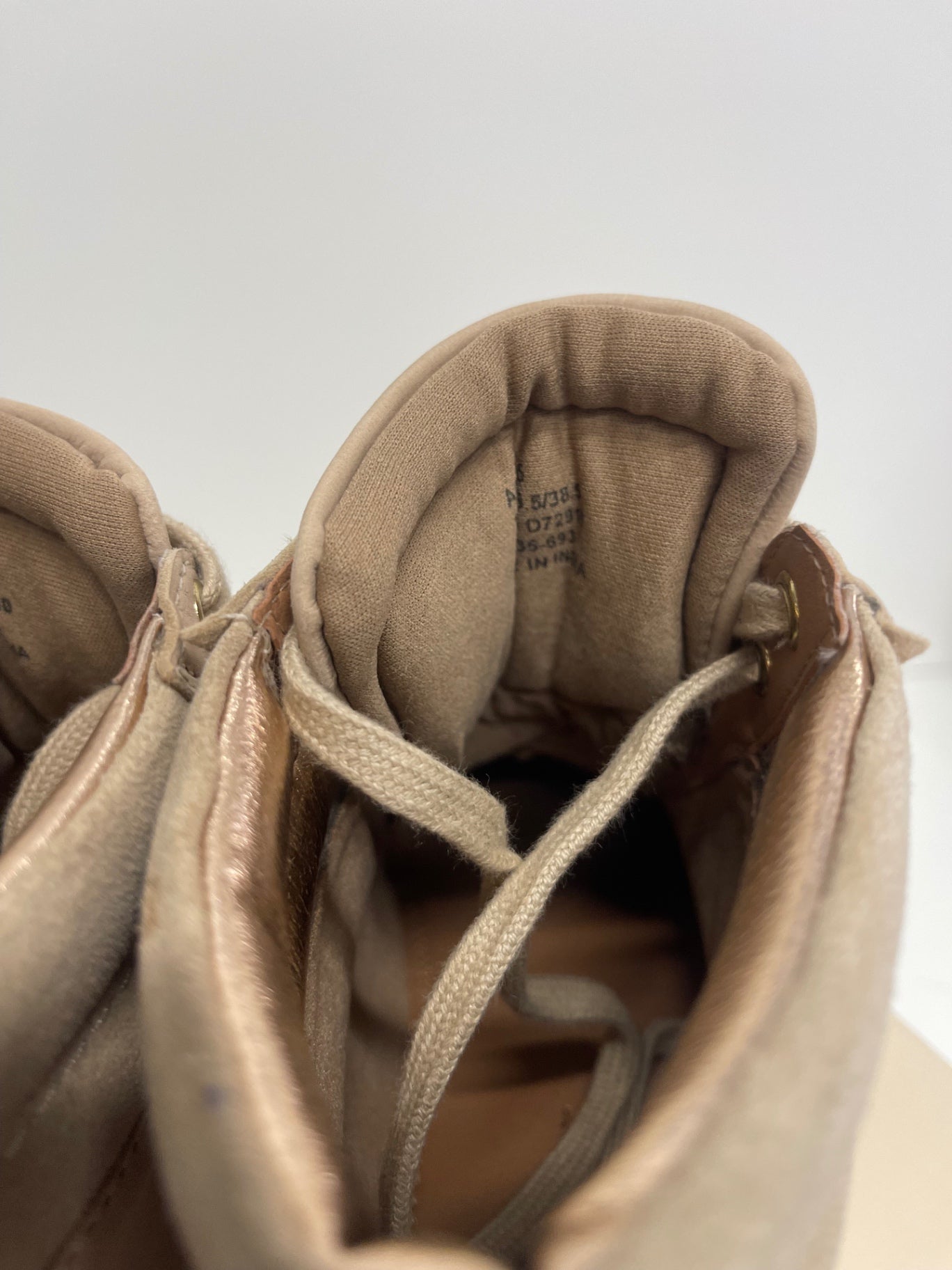Stunning Next leather high top gold  Sneakers Uk5.5 Beige kS544
