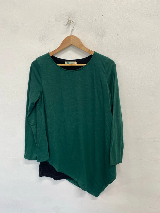 Lovely lesara Forrest green and black jersey top UK M LW005