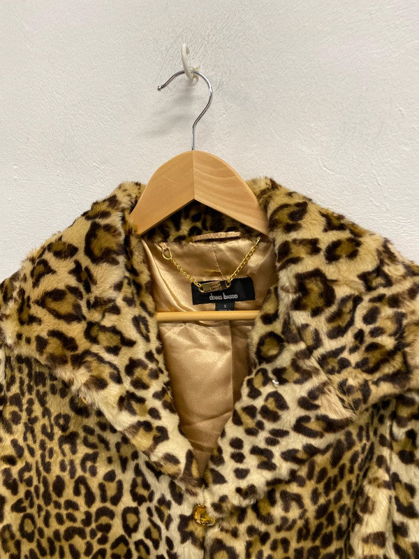 Absolutely stunning leopard Print faux fur coat by Dennis Basso UkS AW002
