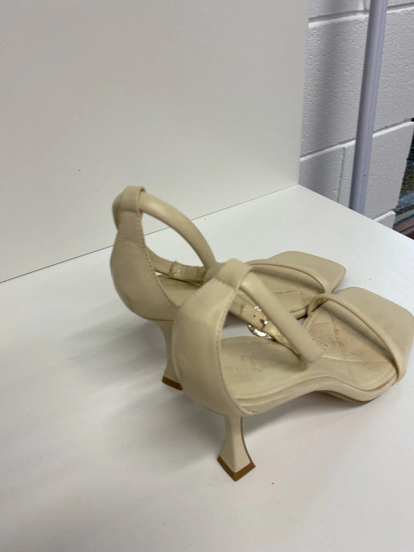 Fabulous Ankle strap cream heels UK6 events occasion KS002