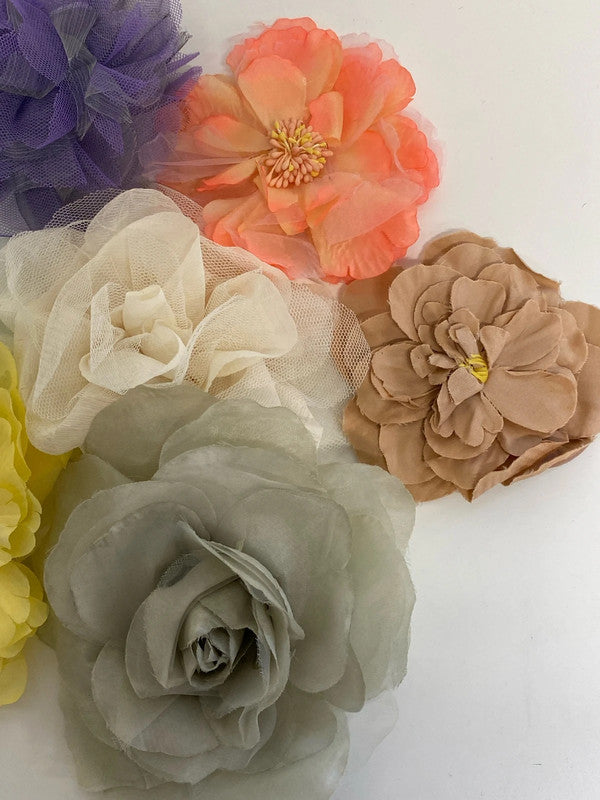 Unbranded Fabulous Colourful Flower Hair Clips & Brooches Bundle #1 AT001