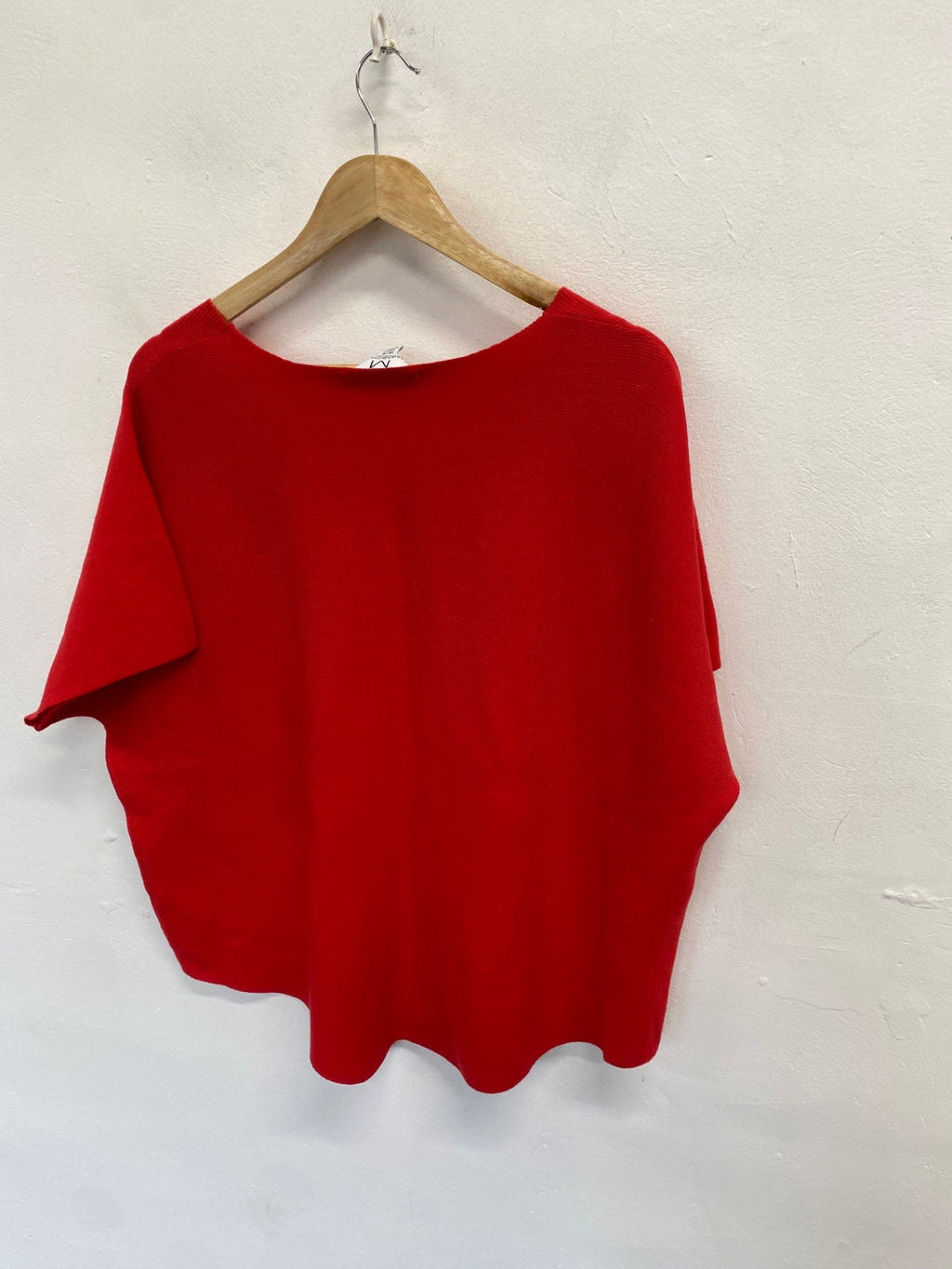 Stunning MAGASCHONI Knitted top UK 14 Red DM561