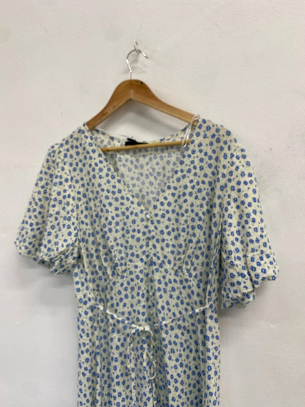 Lovely new look white blue floral maxi smock dress UK 16 LB005