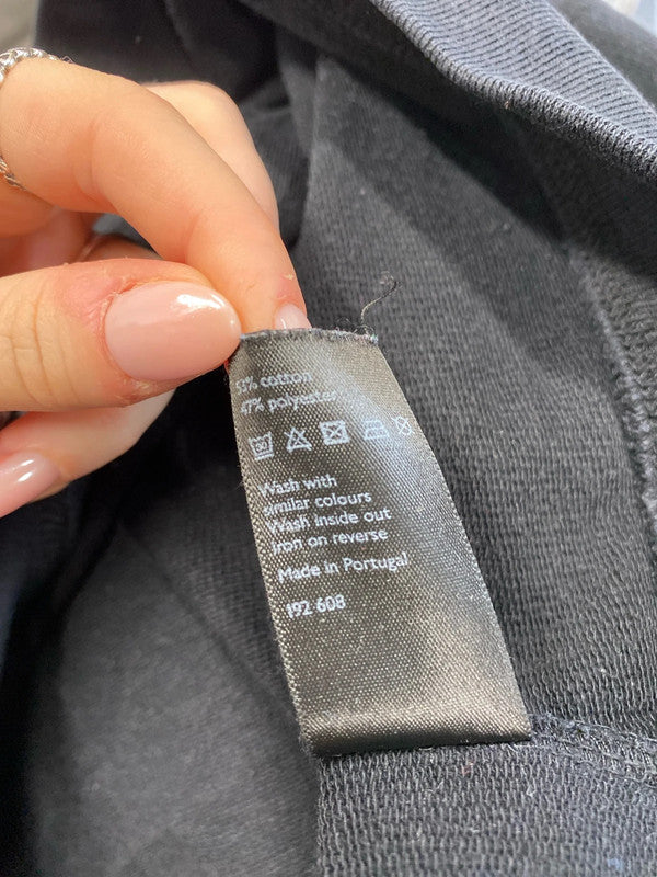 Lovely And/or black jumper UK 14 KS003