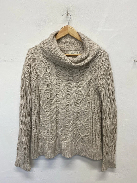 Abercrombie & Fitch Stylish Beige Chunky Knit Jumper Size M KM005