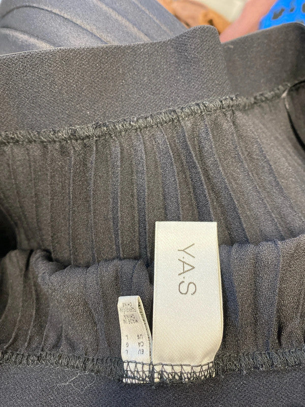 Fabulous YAS pleated black midi skirt classic design elastic waist UkL JR001