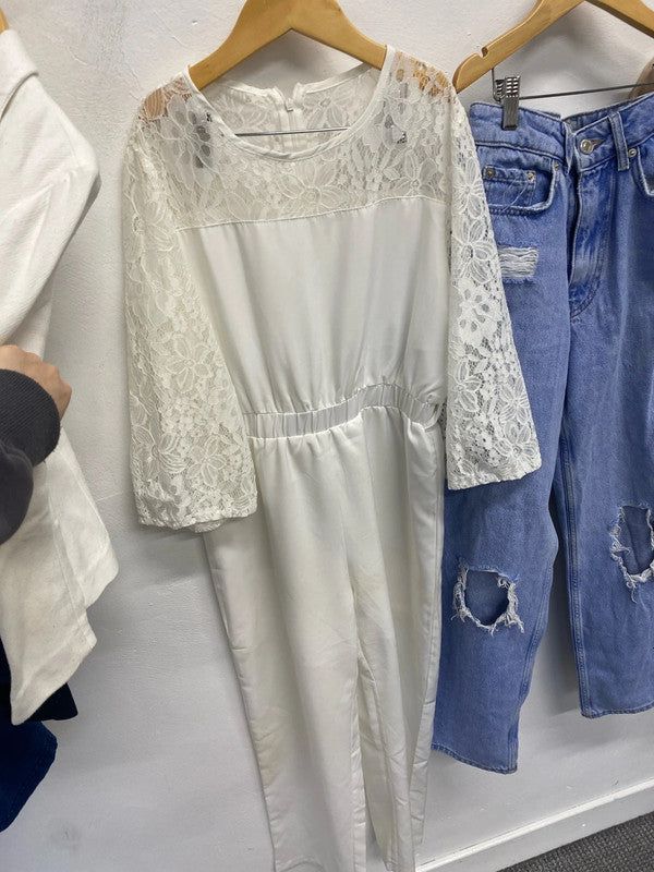 Bundle 21 girls clothing age 11-12 Zara new look JS004