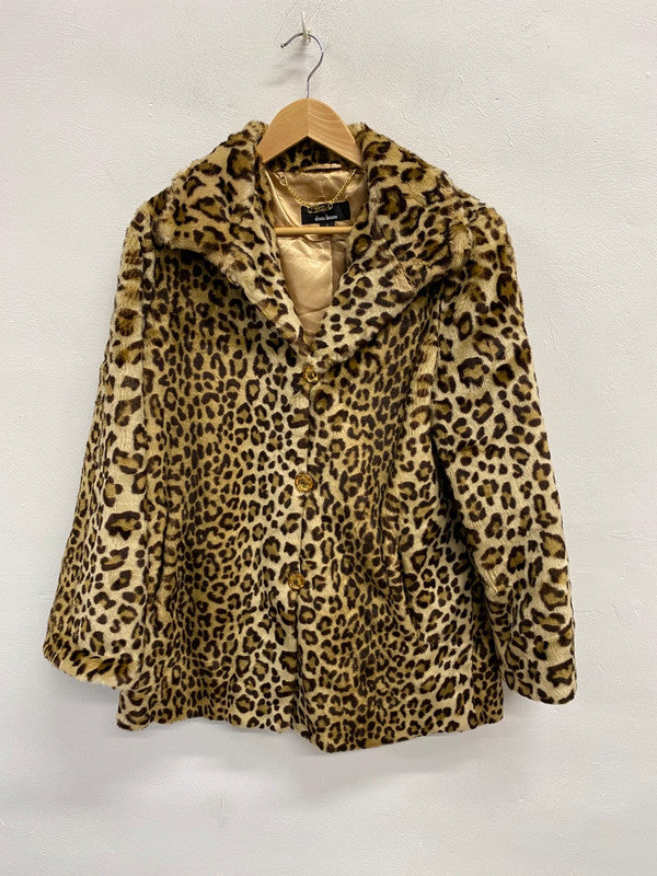Absolutely stunning leopard Print faux fur coat by Dennis Basso UkS AW002