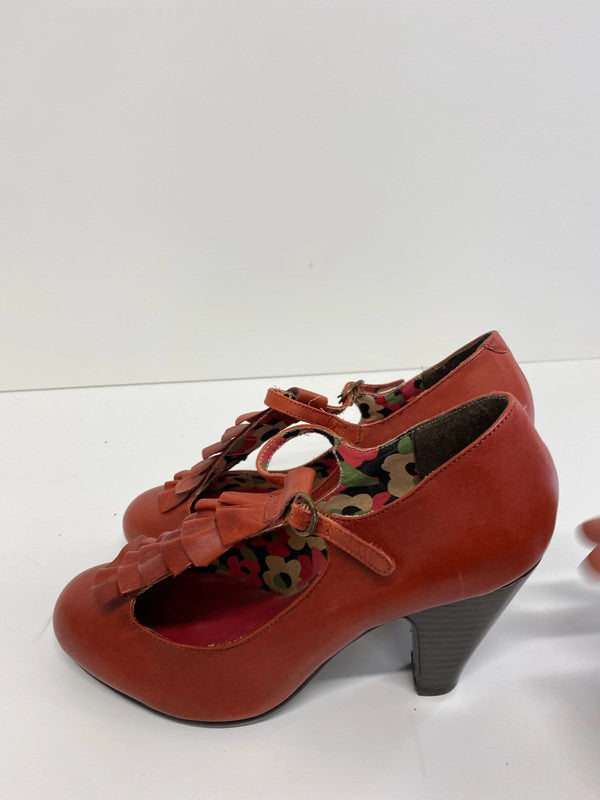 Fabulous Burnt Cherry Red T bar heels Retro vibes Uk5 Love label KM004