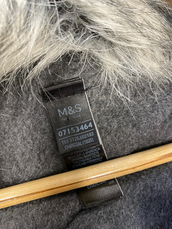 Fabulous M&S faux fur lined super soft poncho One Size JR001