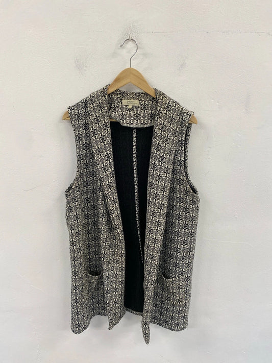 Fabulous Papaya weekend geometric pattern waterfall front cardigan gilet 18 CR002